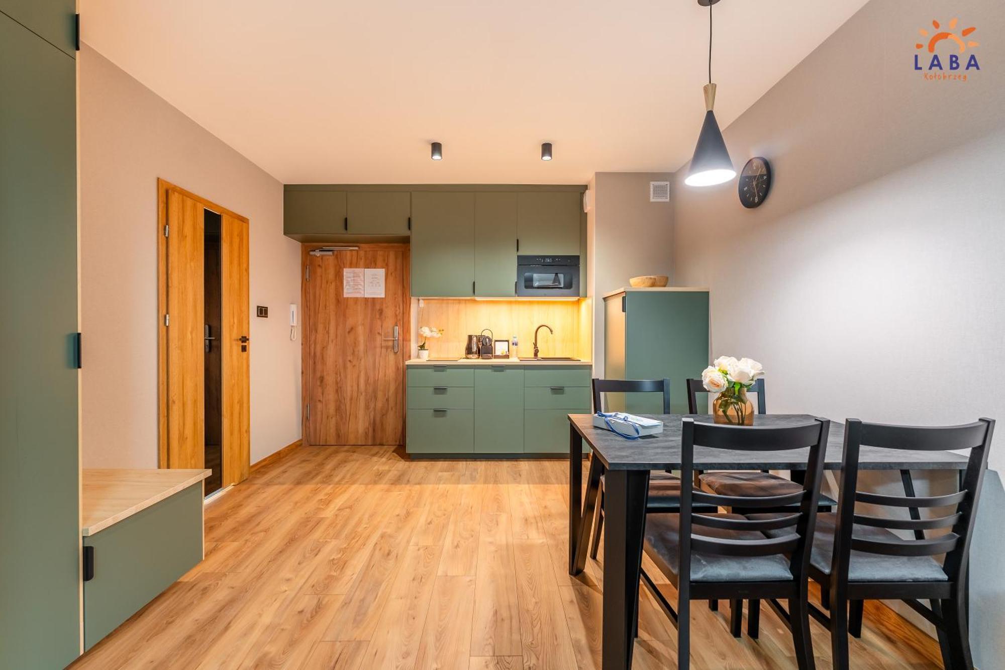 Laba Kolobrzeg Apartamenty Kasprowicza 20C Parking Basen Fitness Bawialnia W Cenie, Parkplatz Schwimmbad Fitness Spielzimmer Im Preis Екстер'єр фото